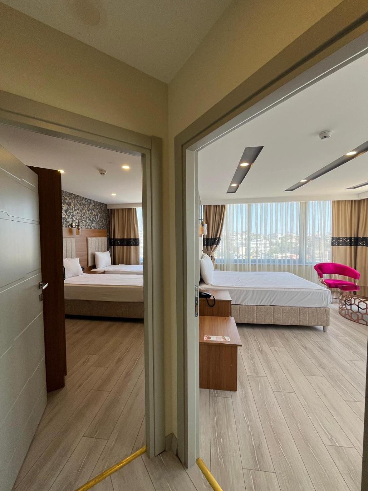Golden Lux Hotel Antalya Exterior photo