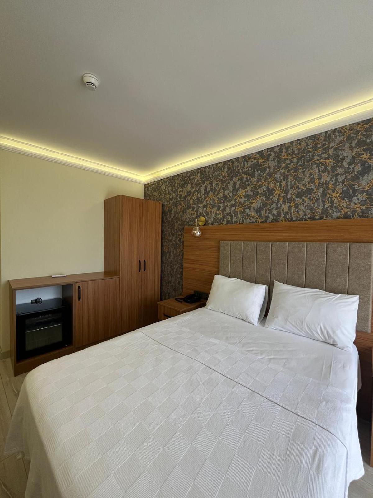 Golden Lux Hotel Antalya Exterior photo