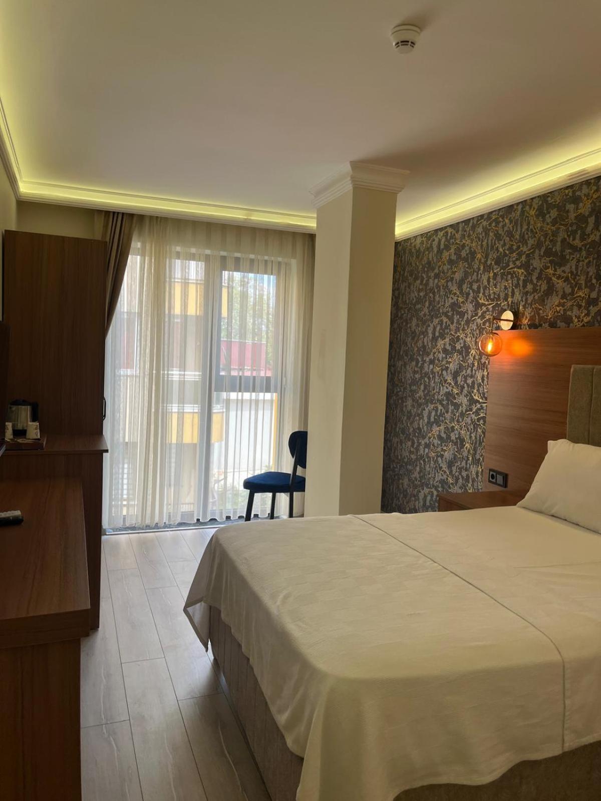 Golden Lux Hotel Antalya Exterior photo
