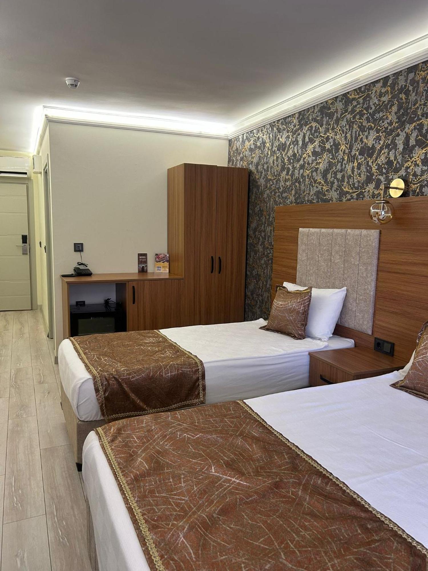 Golden Lux Hotel Antalya Exterior photo